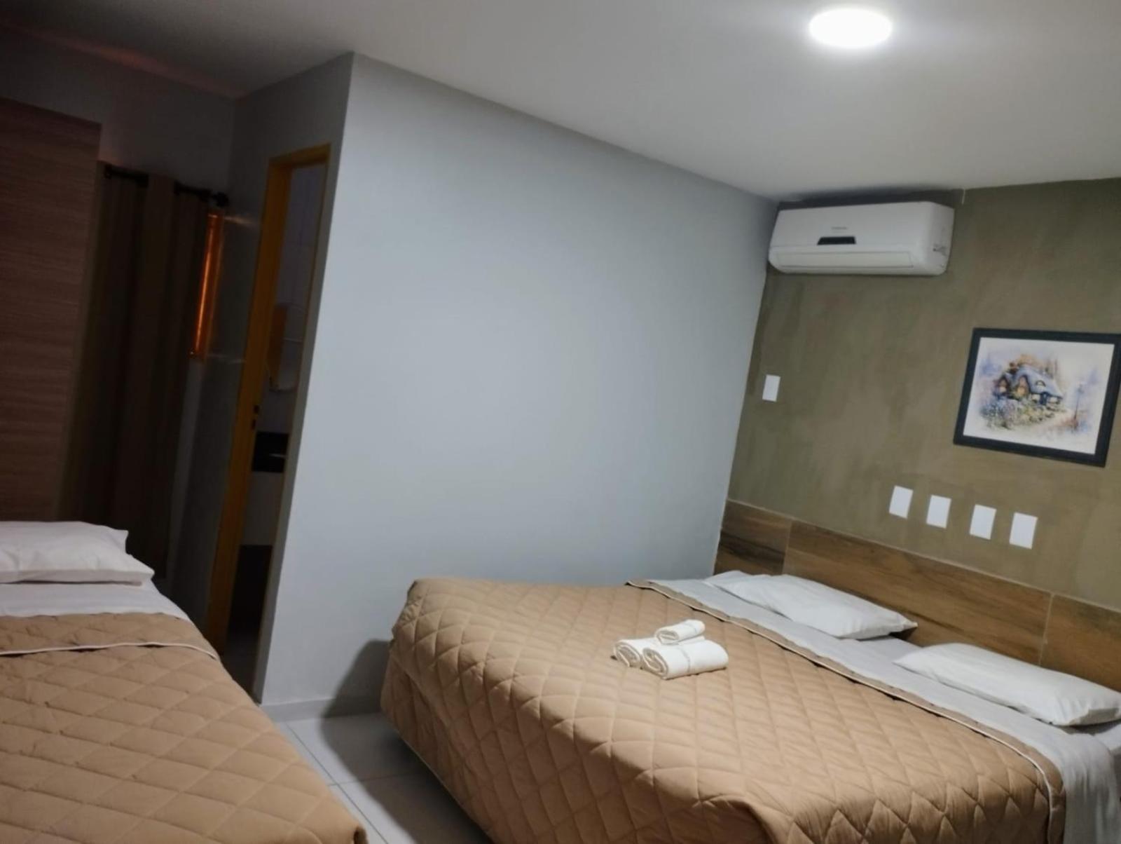 Standard Suite,1473713131:JPEG