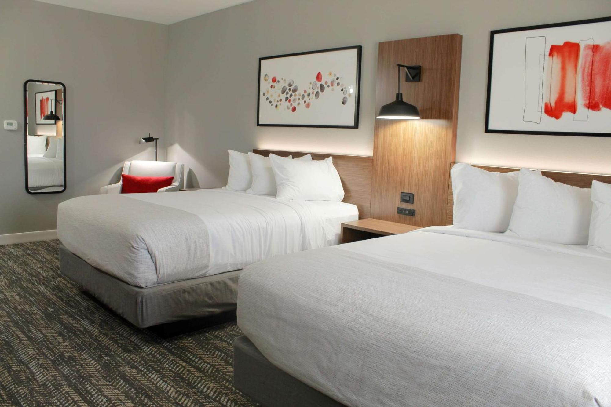Queen room 2 Queen Beds Hearing Access Non-Smoking