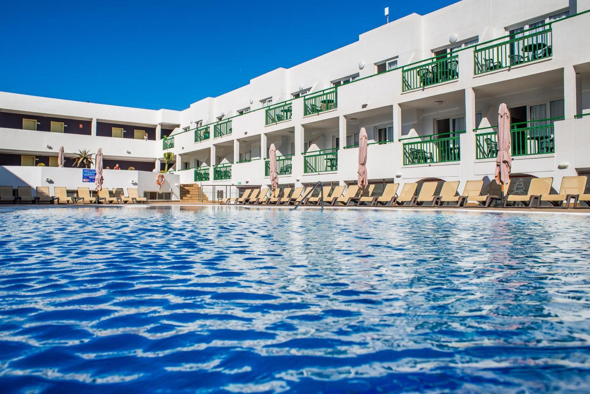 Apartment Pool View