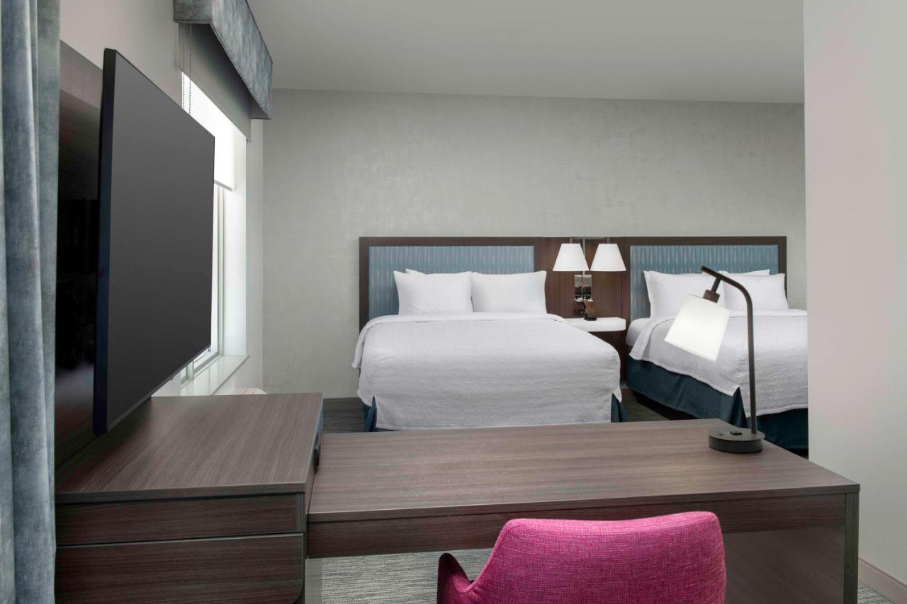 Queen Studio Suite Two Queen Beds Balcony