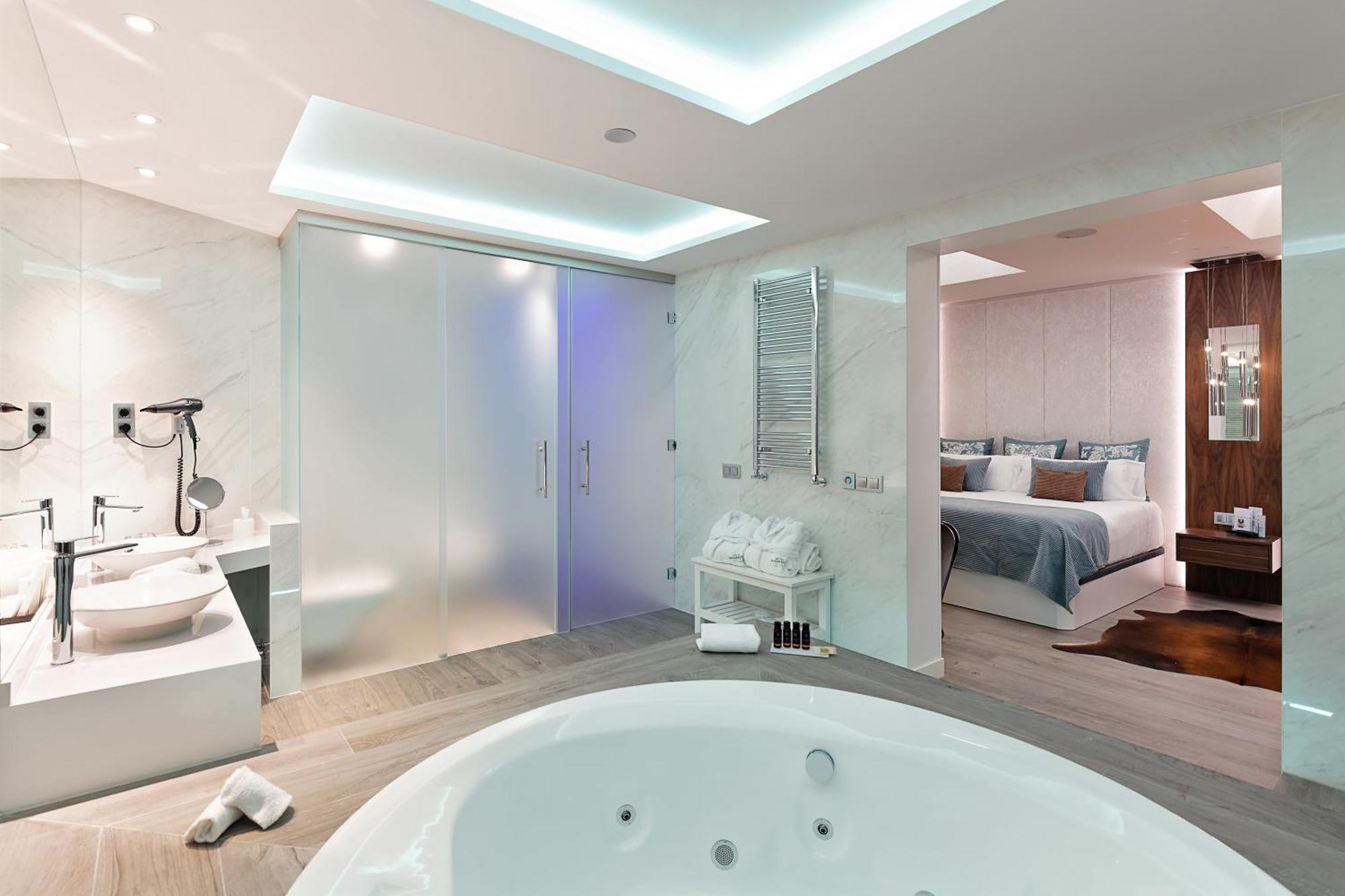 Deluxe Double Room Jacuzzi