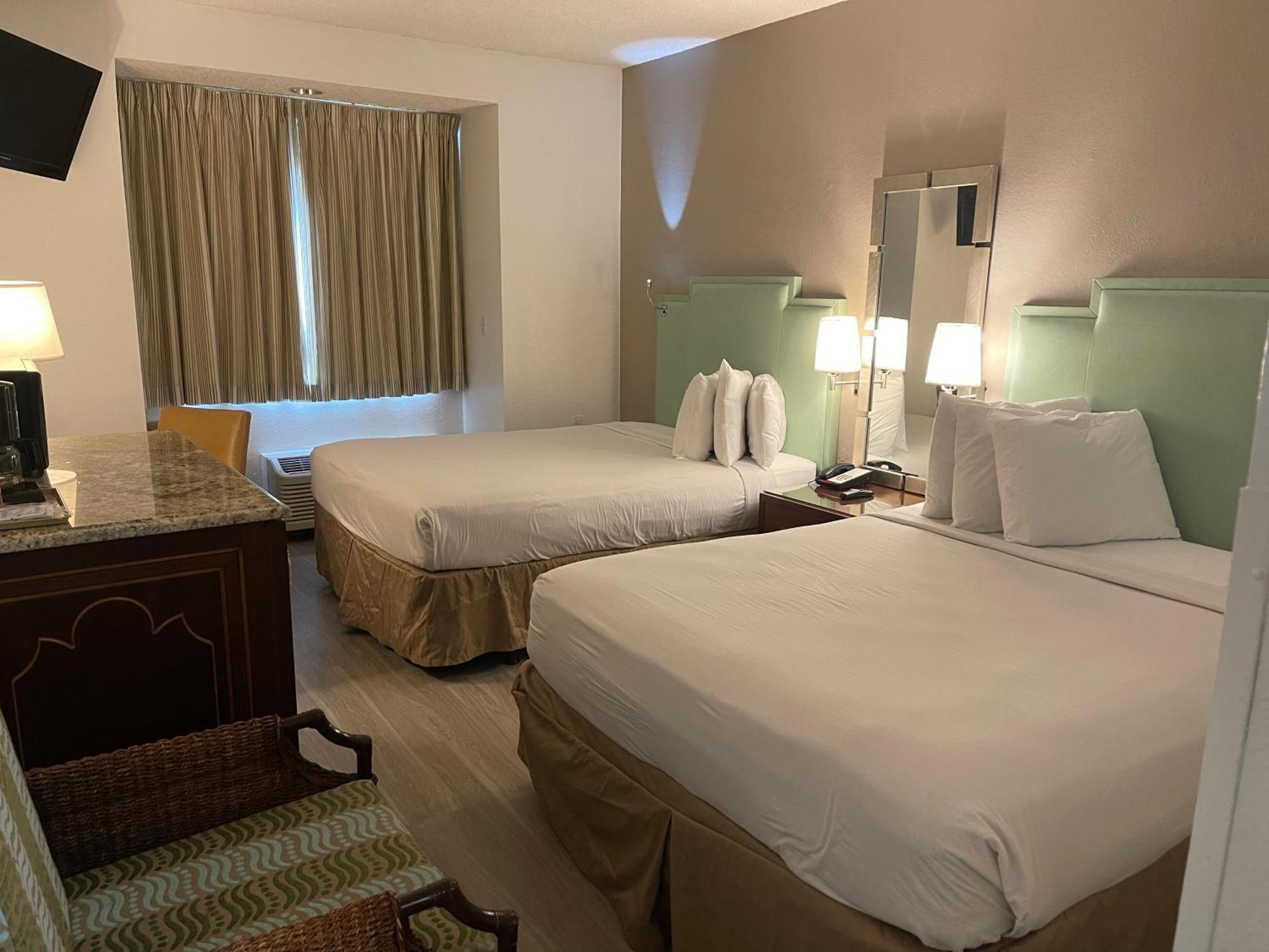 Queen Room Two Queen Beds Non-Smoking
