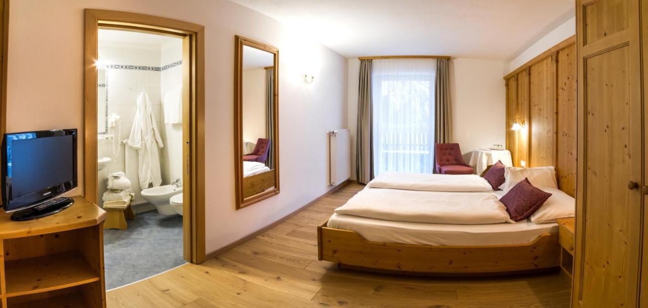 Double Room,1746859363:JPEG