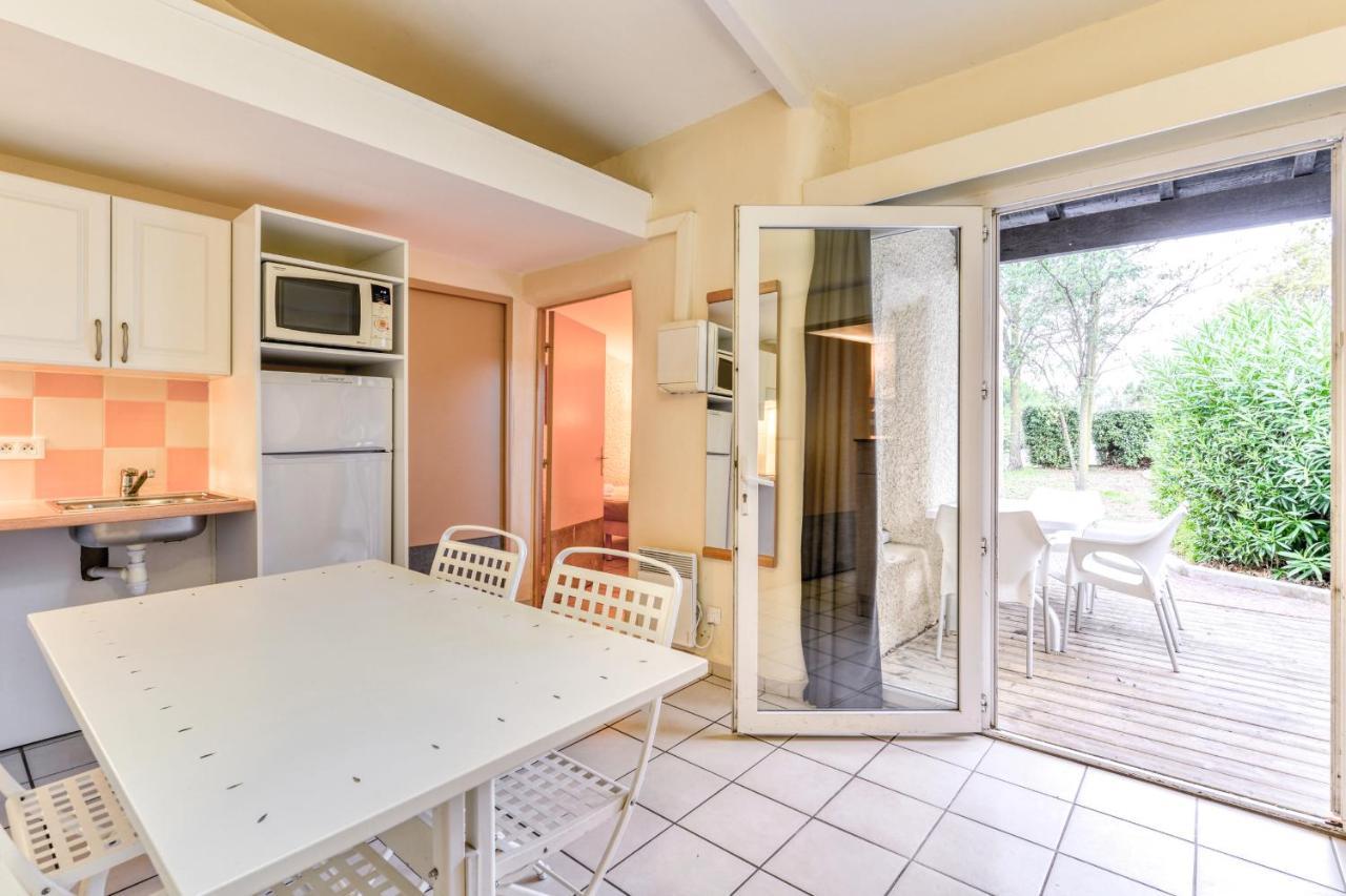 Two-Bedroom Apartment,1480402559:JPEG
