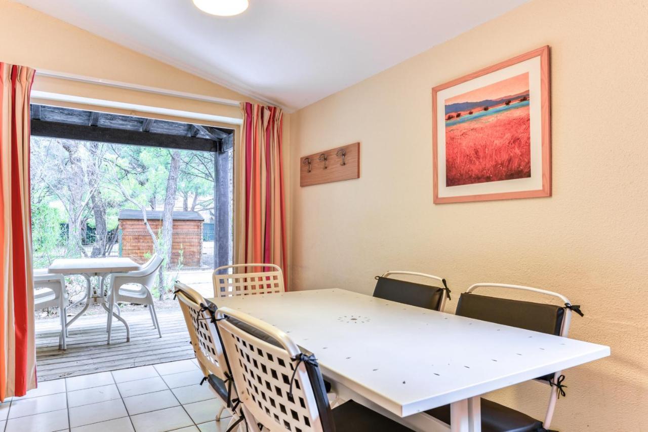 Two-Bedroom Apartment,1480400156:JPEG