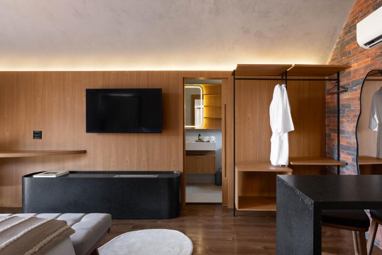 Deluxe Suite,1480742624:JPEG