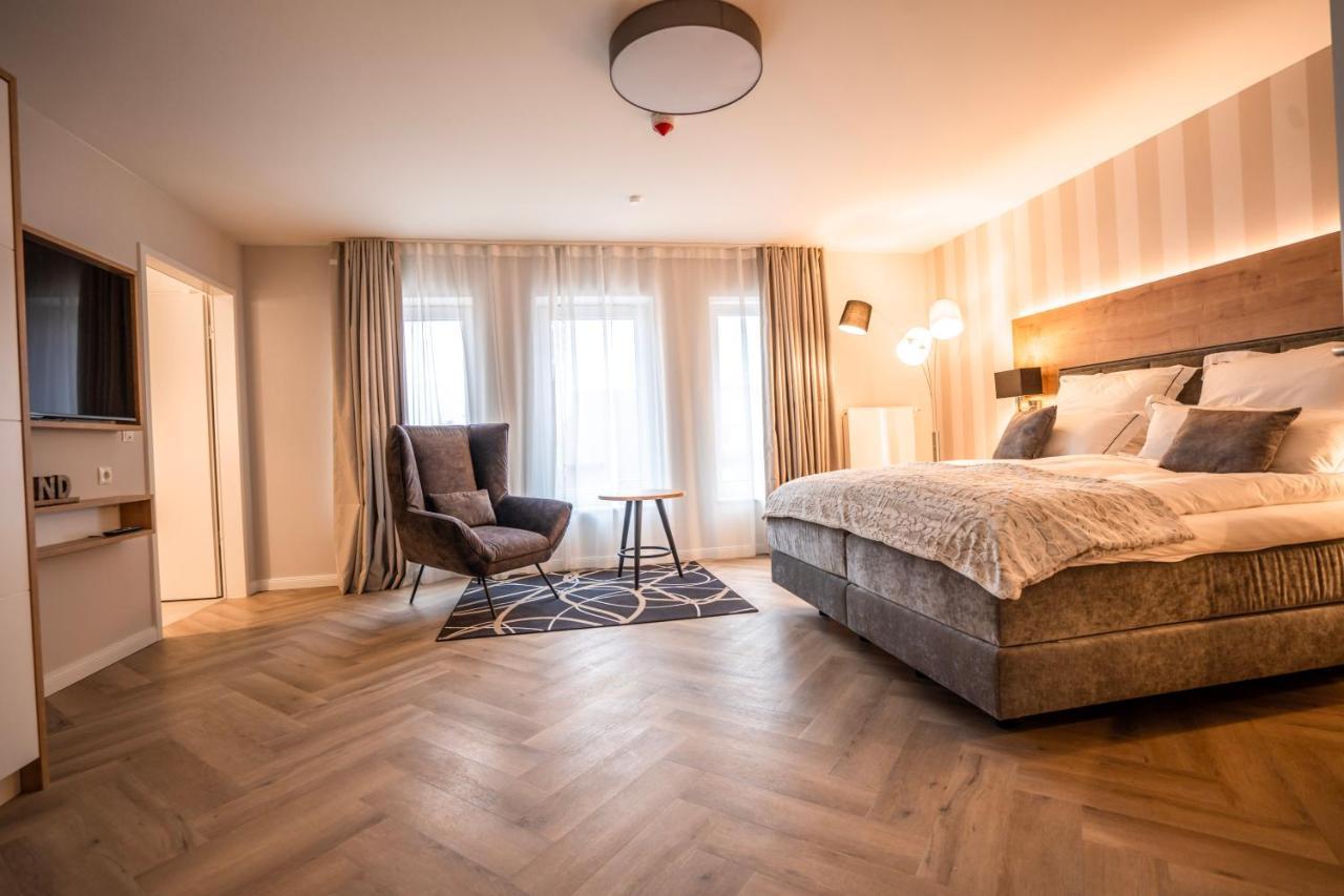 Large Double Room