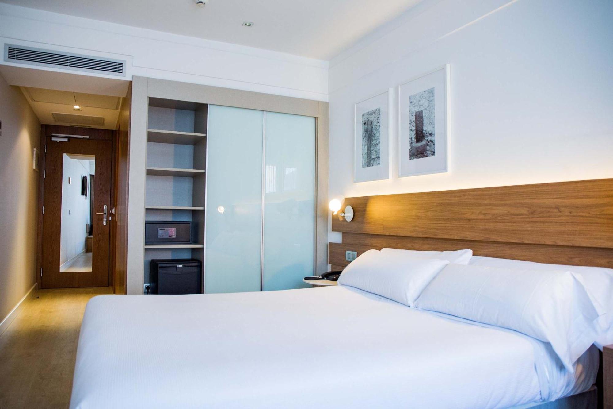 Double or Twin Room,1481482664:JPEG