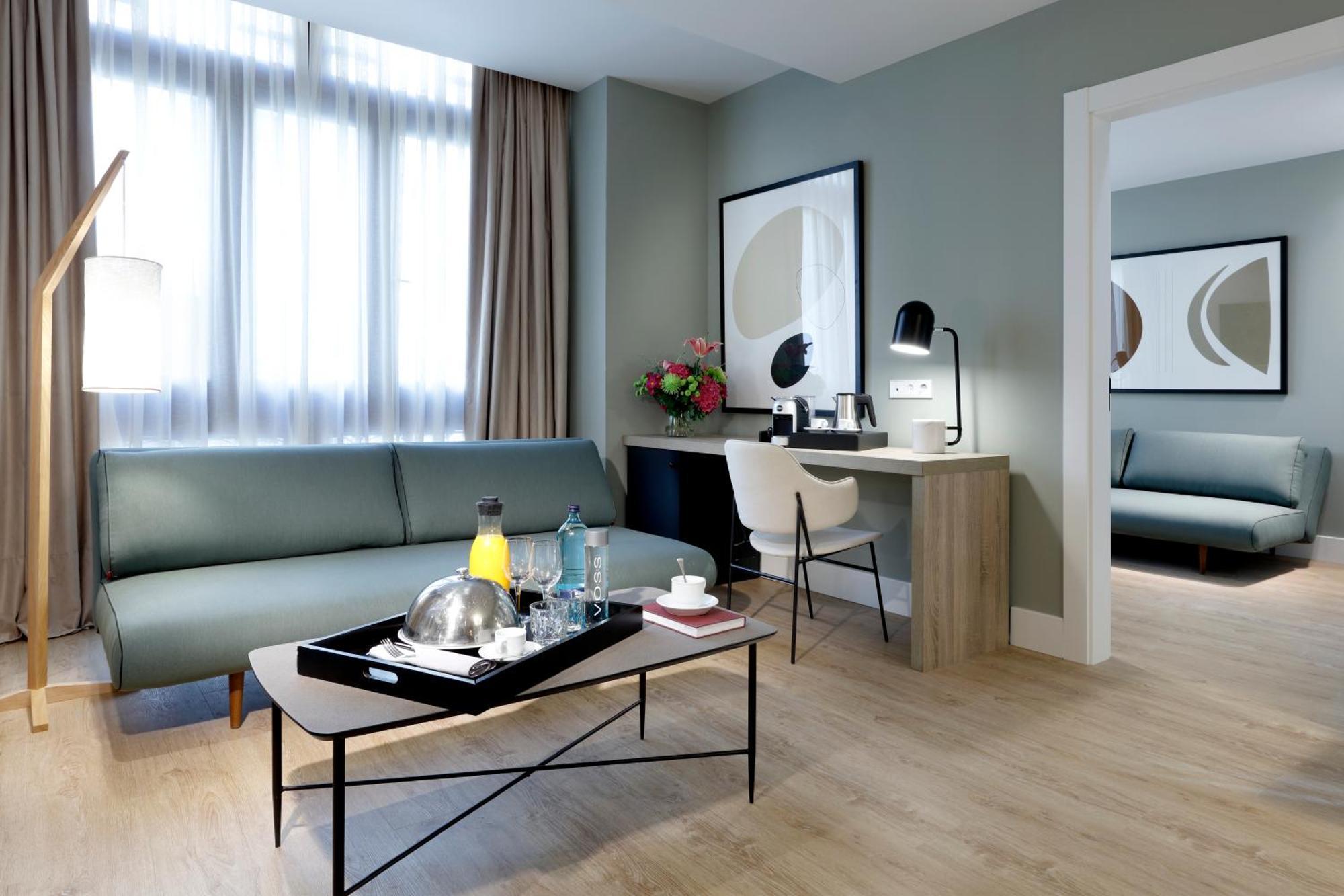 Junior Suite,1580325469:JPEG