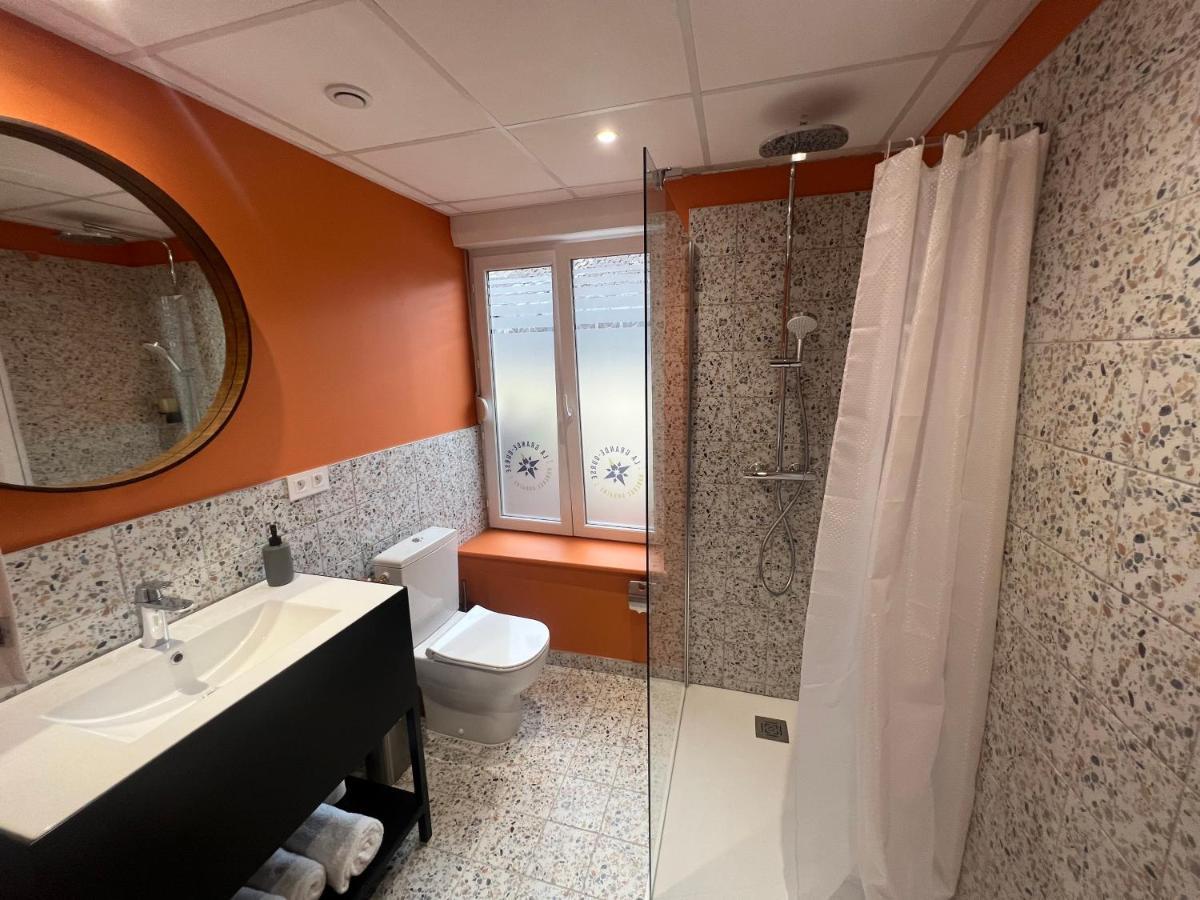 Double Room Private Bathroom