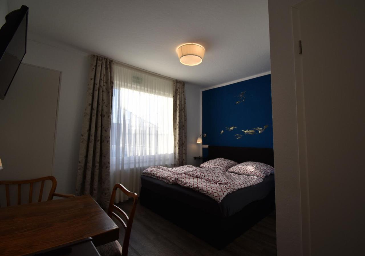 Double Room,1487588374:JPEG