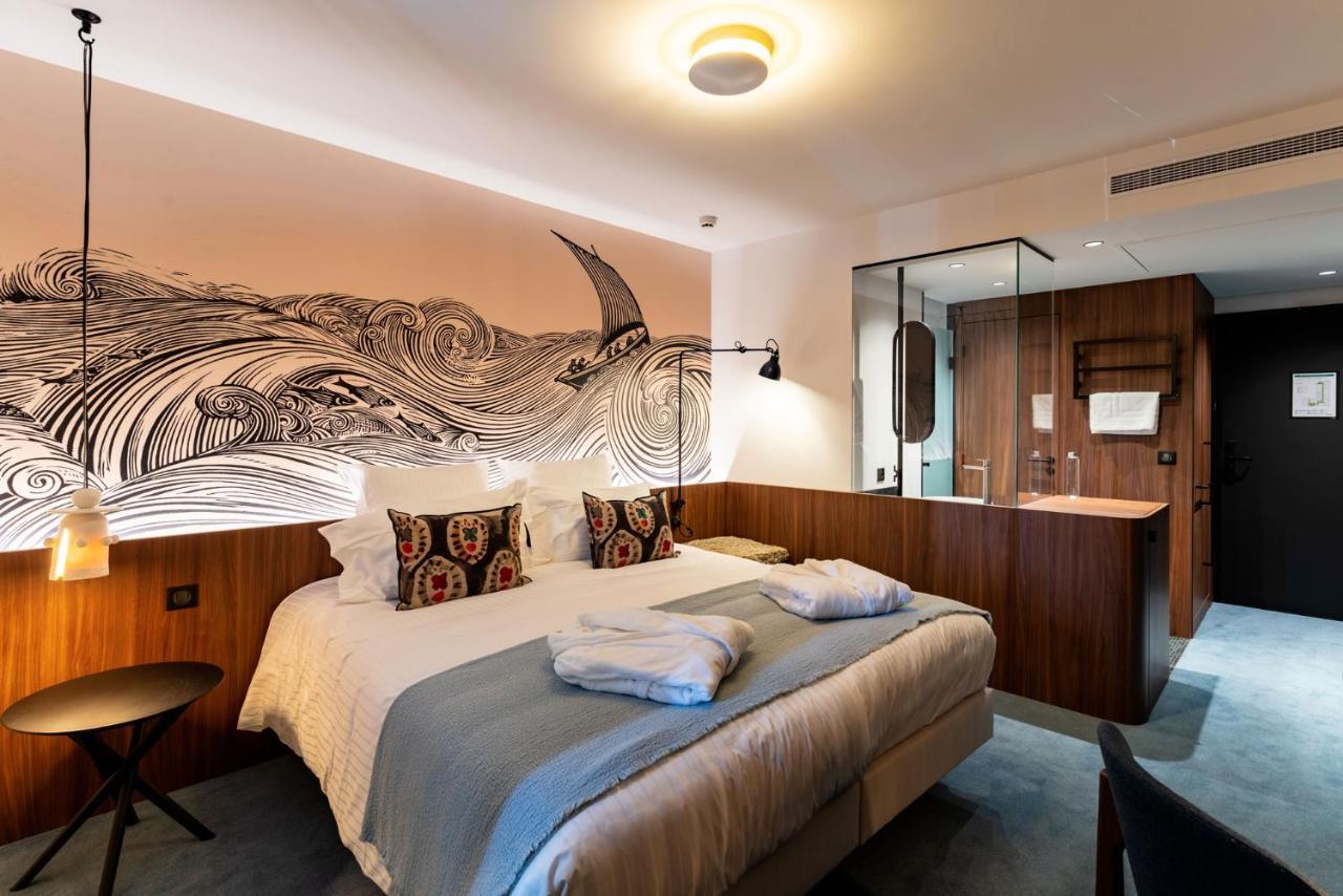 Double or Twin Room Sea View,1487869738:JPEG