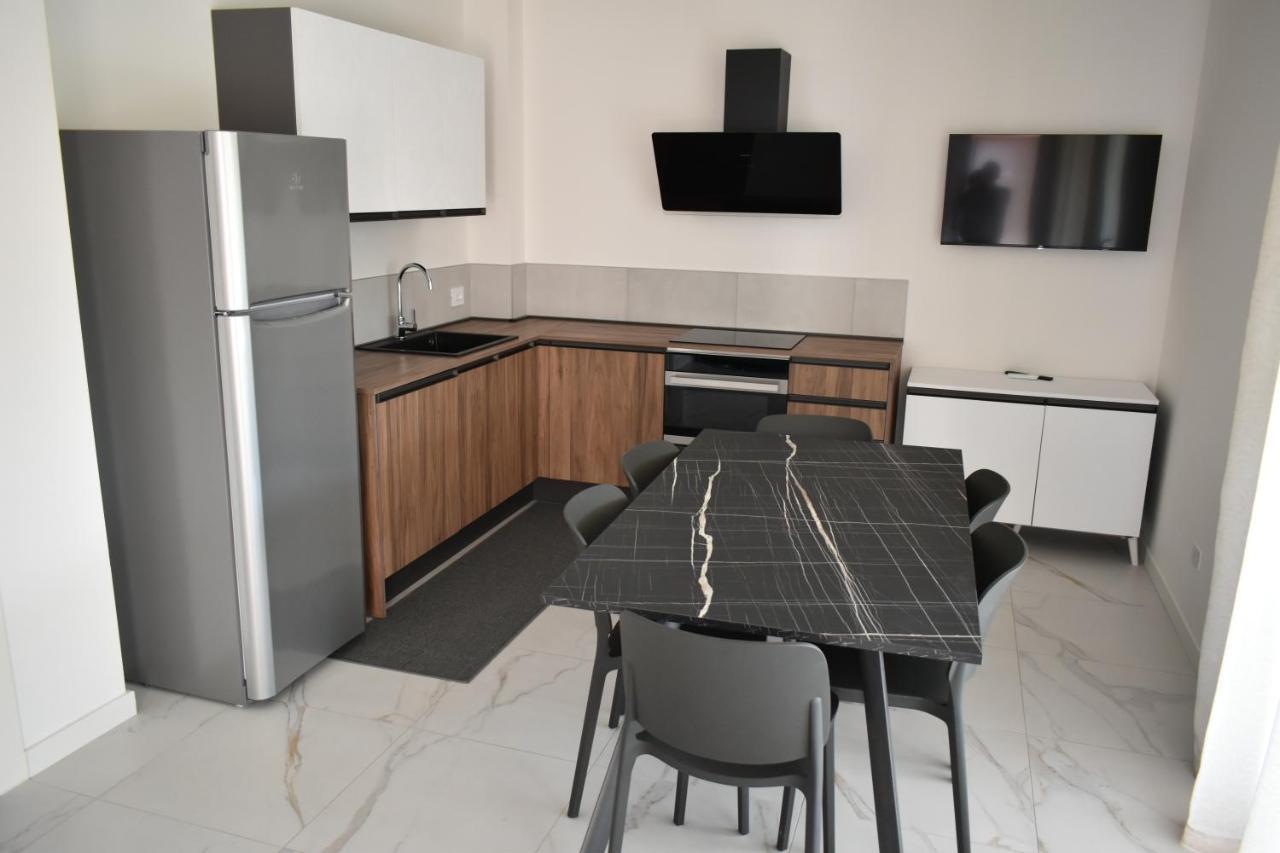 Deluxe Apartment,1489603507:JPEG