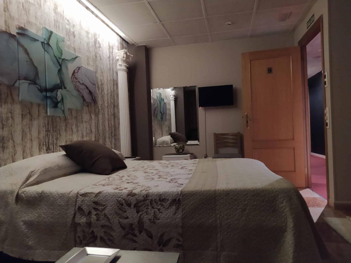 Deluxe Double Room,1492115839:JPEG