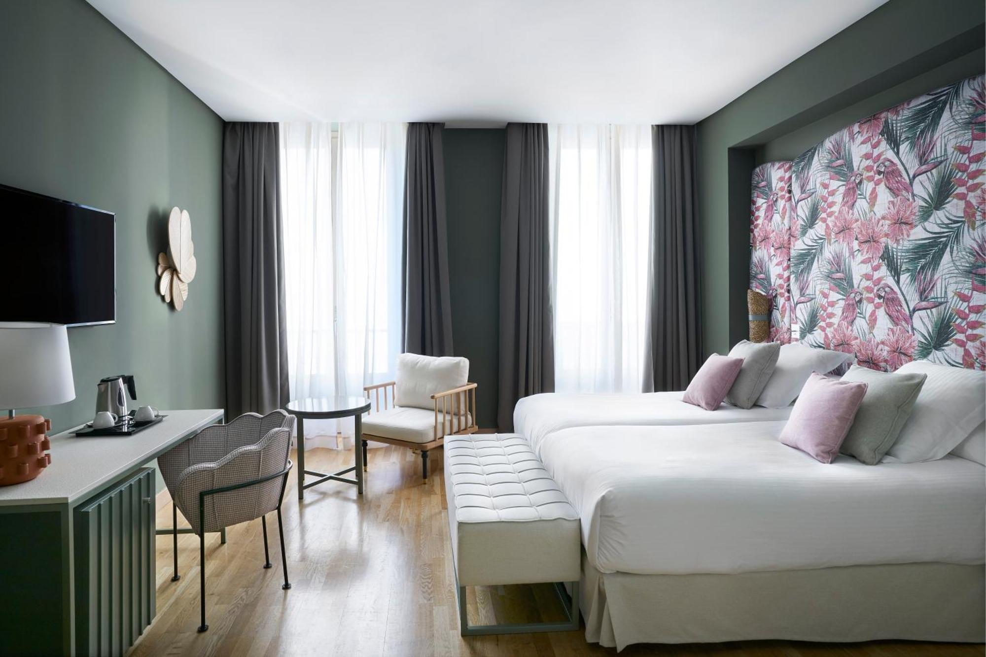Superior Double Room Balcony,1587500989:JPEG