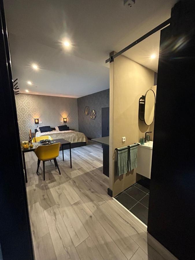 Large Double or Twin Room