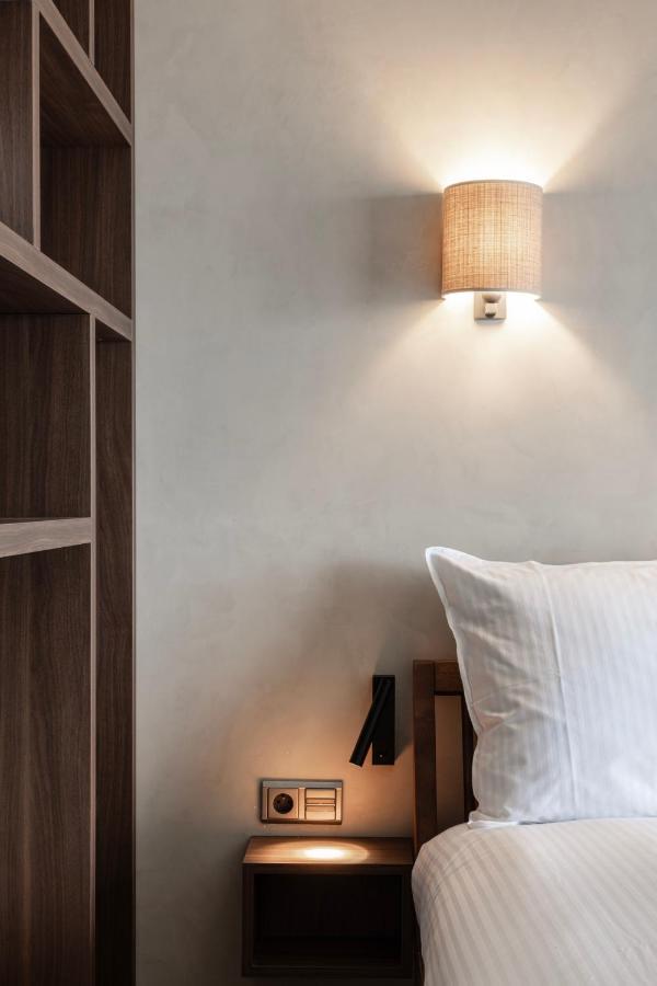 Deluxe Double Room Harbour View Pet Room