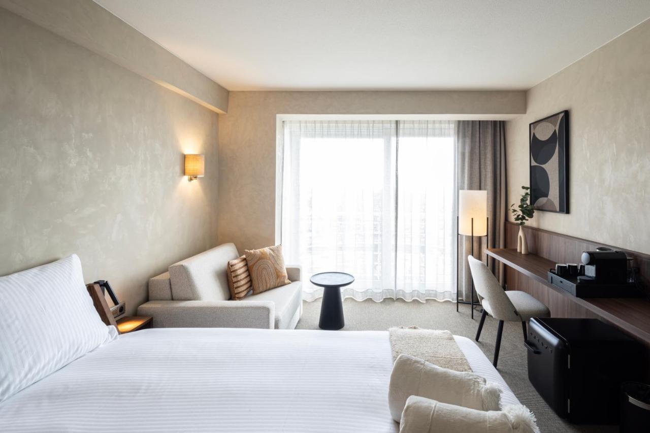Deluxe Double Room Harbour View Pet Room