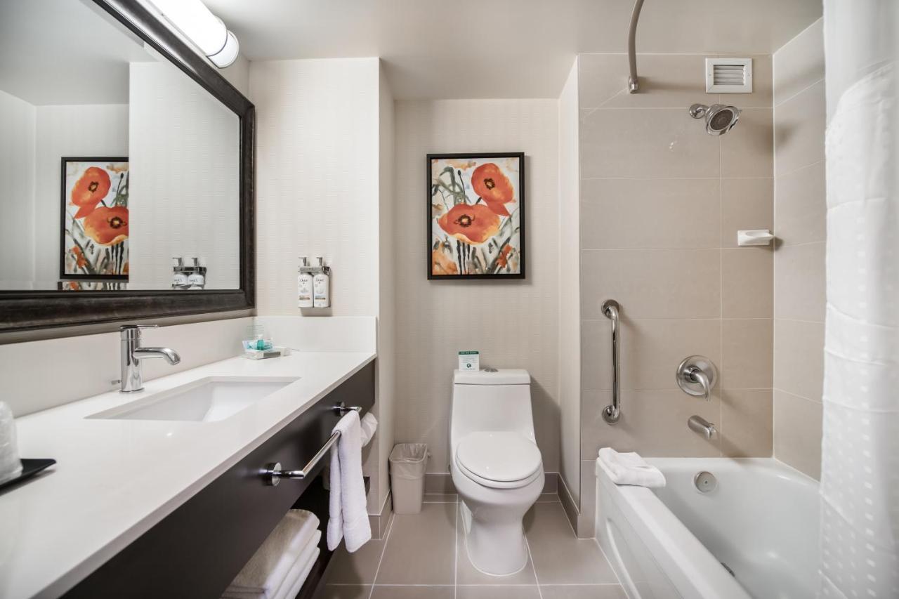 Standard Room,1498896964:JPEG