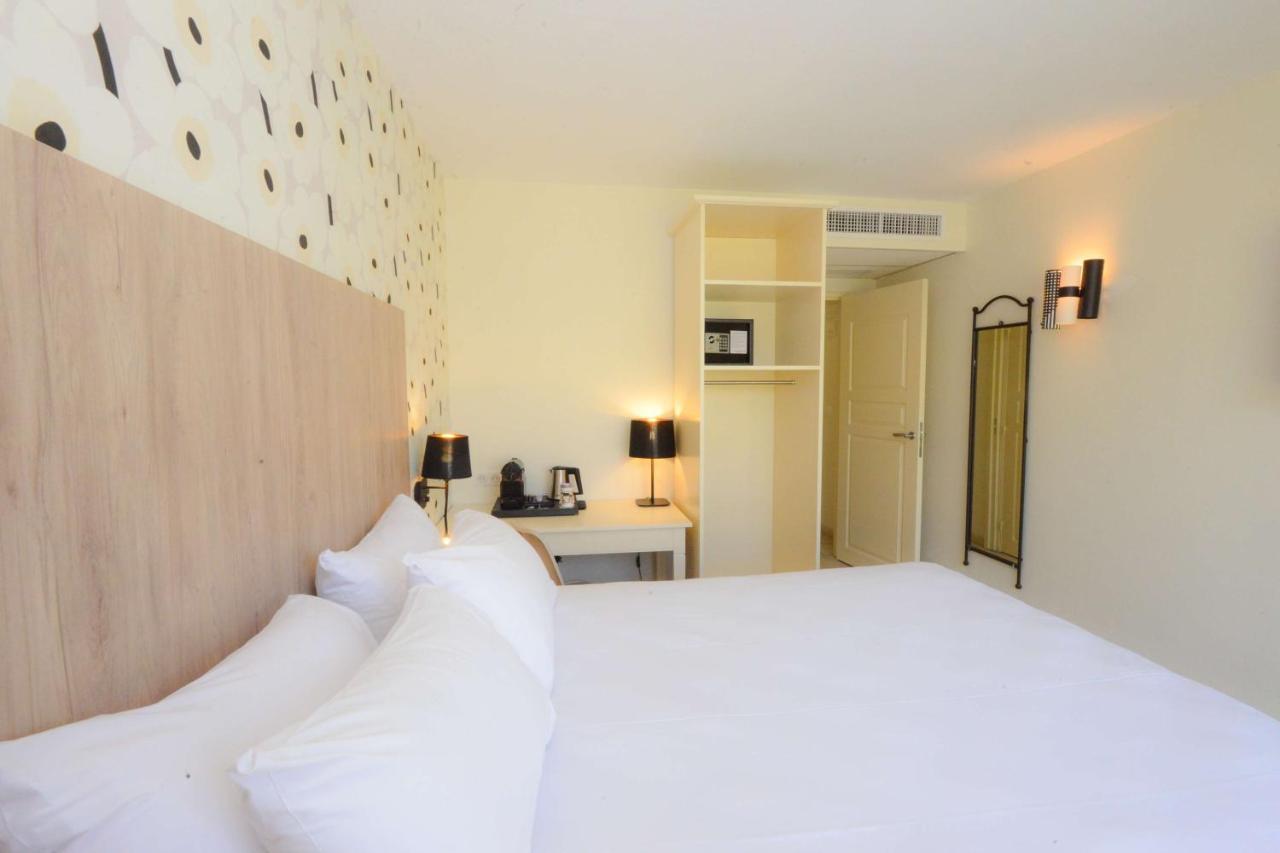 Comfort Queen Room