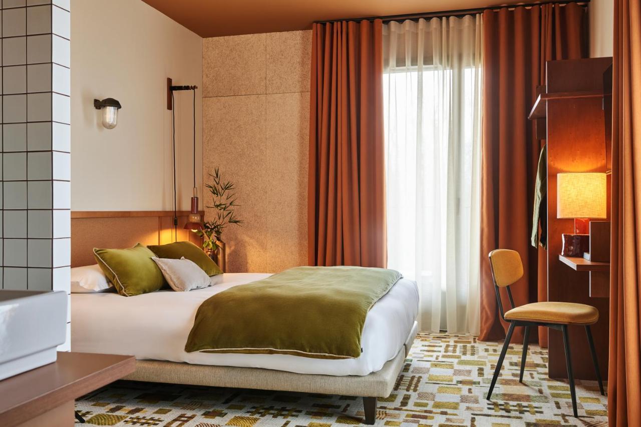 Double Room,1498482325:JPEG