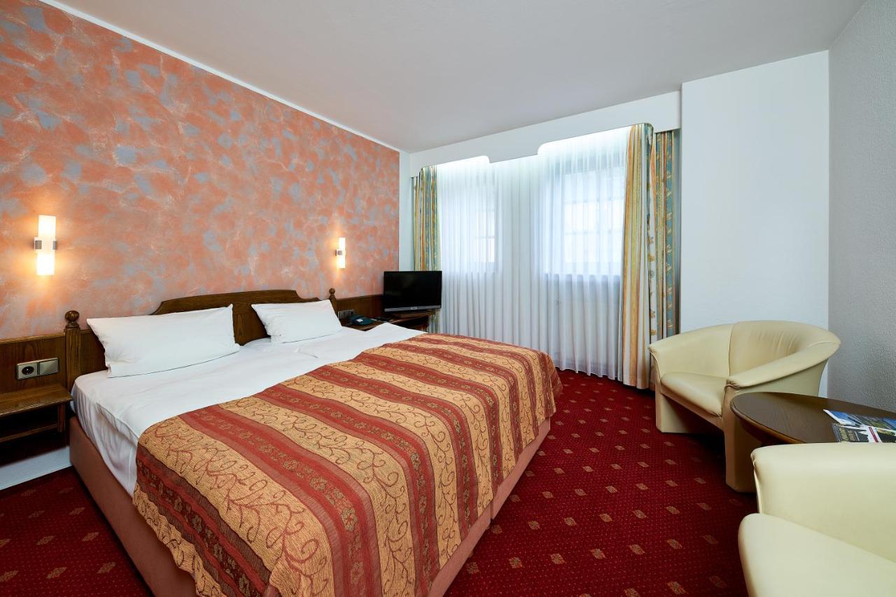 Double Room,632049444:JPEG