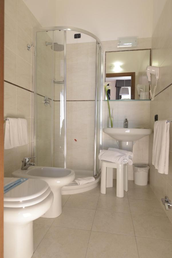 Double Room,1498497376:JPEG