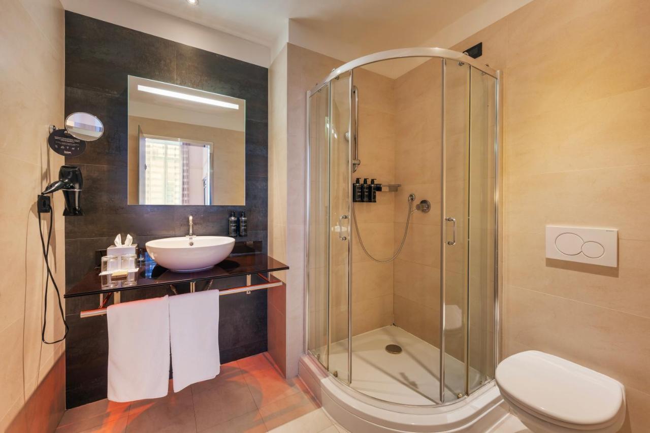 Deluxe Superior Room