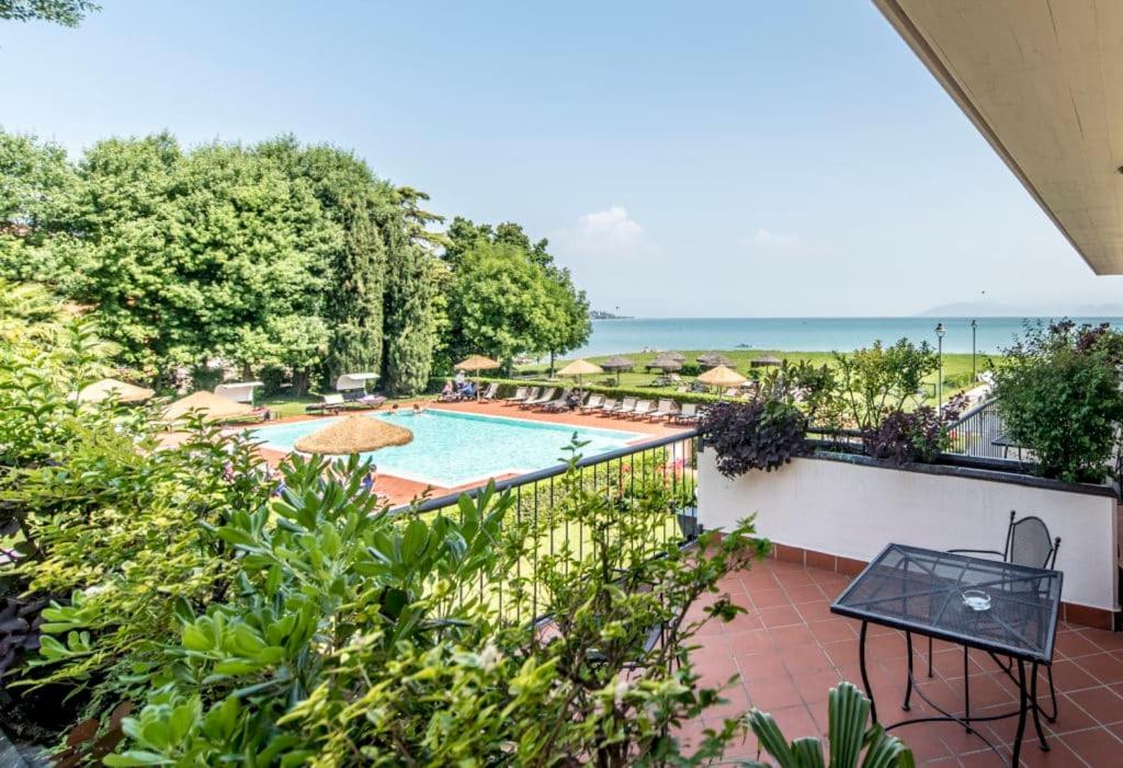 Double Room Pool View,1742586389:JPEG
