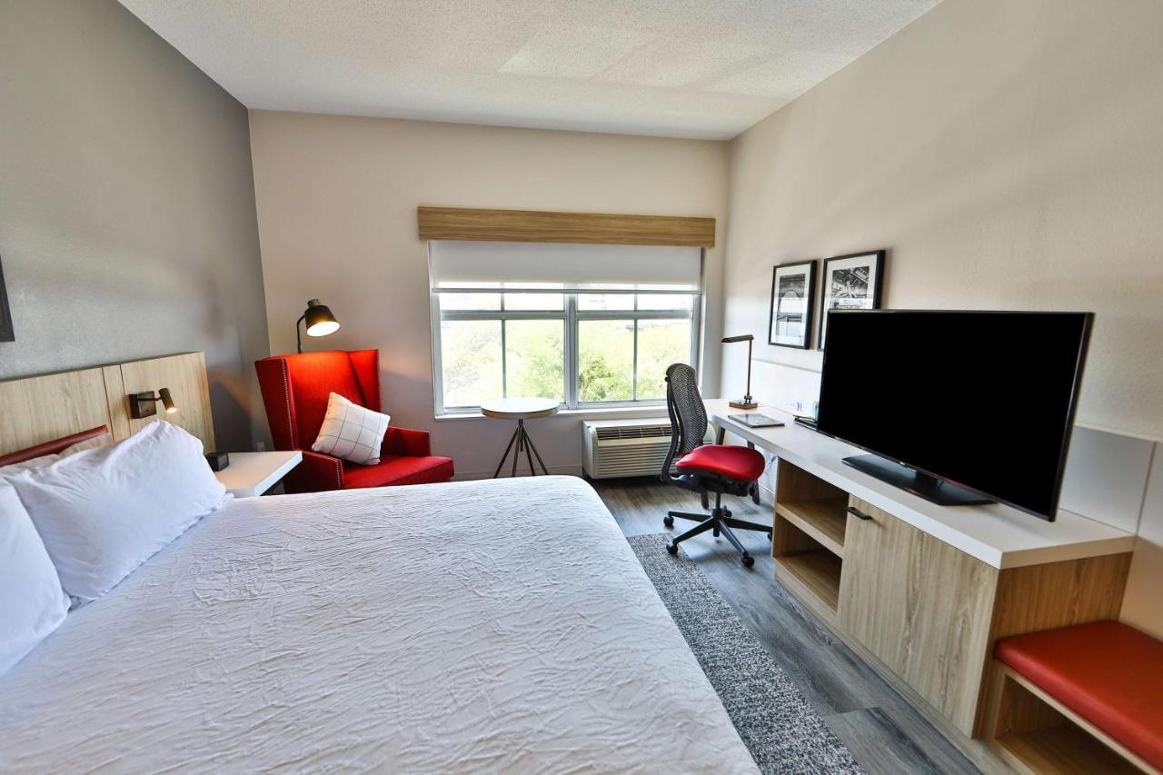 King Room,1498913905:JPEG