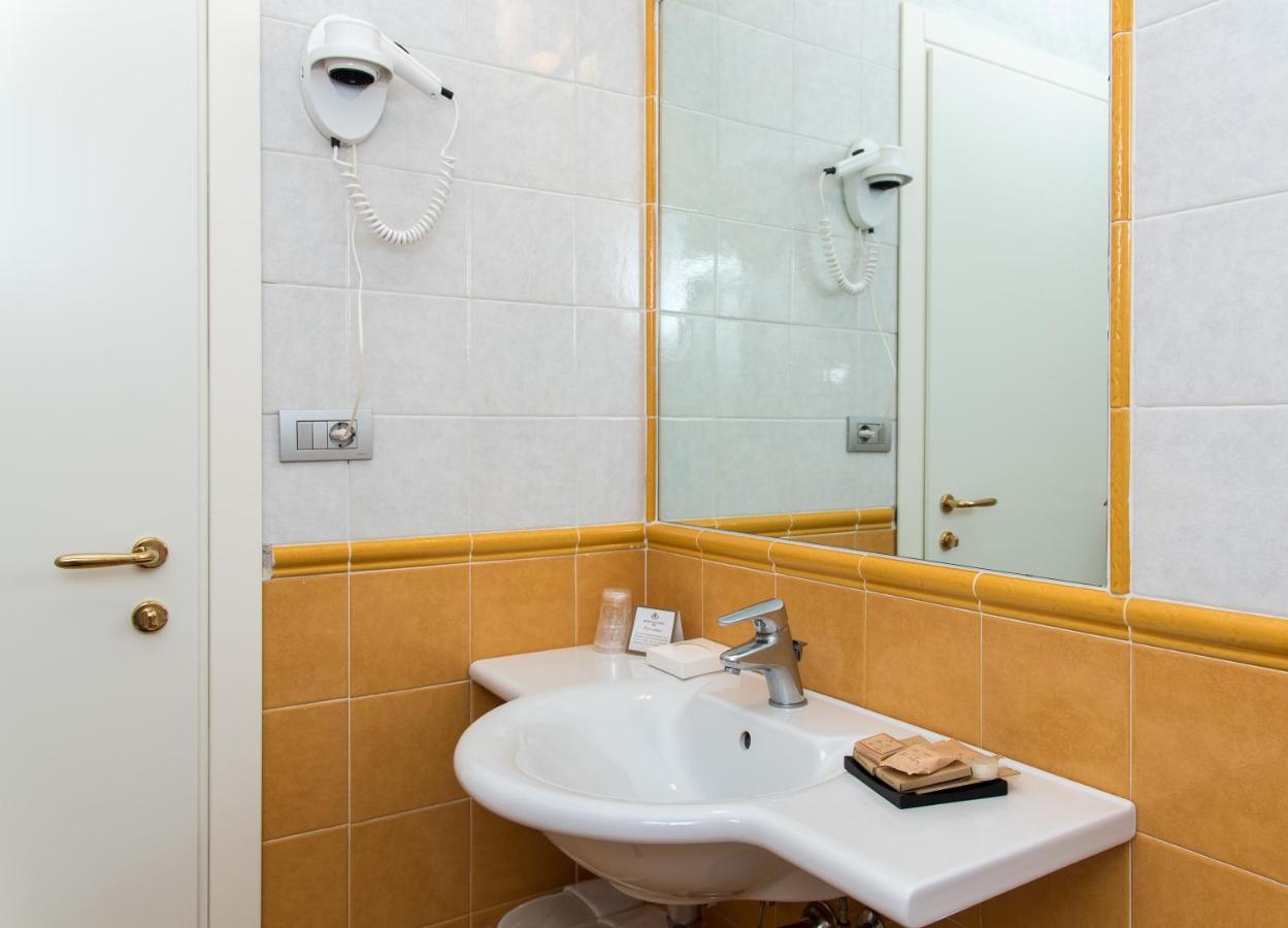 Standard Double Room,1746825249:JPEG