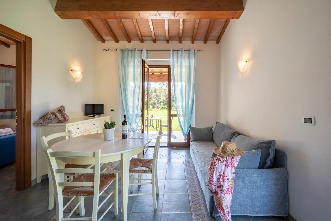 Two-Bedroom Apartment,1498970053:JPEG