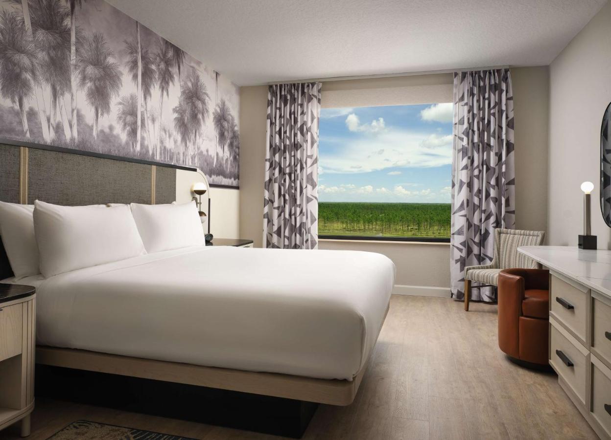 Newly Re-Imagined Caribe King with Sofa Bed,1498520347:JPEG
