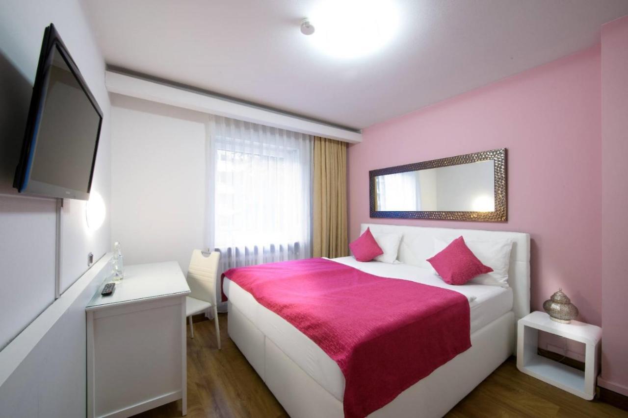 Double or Twin Room,1498536592:JPEG