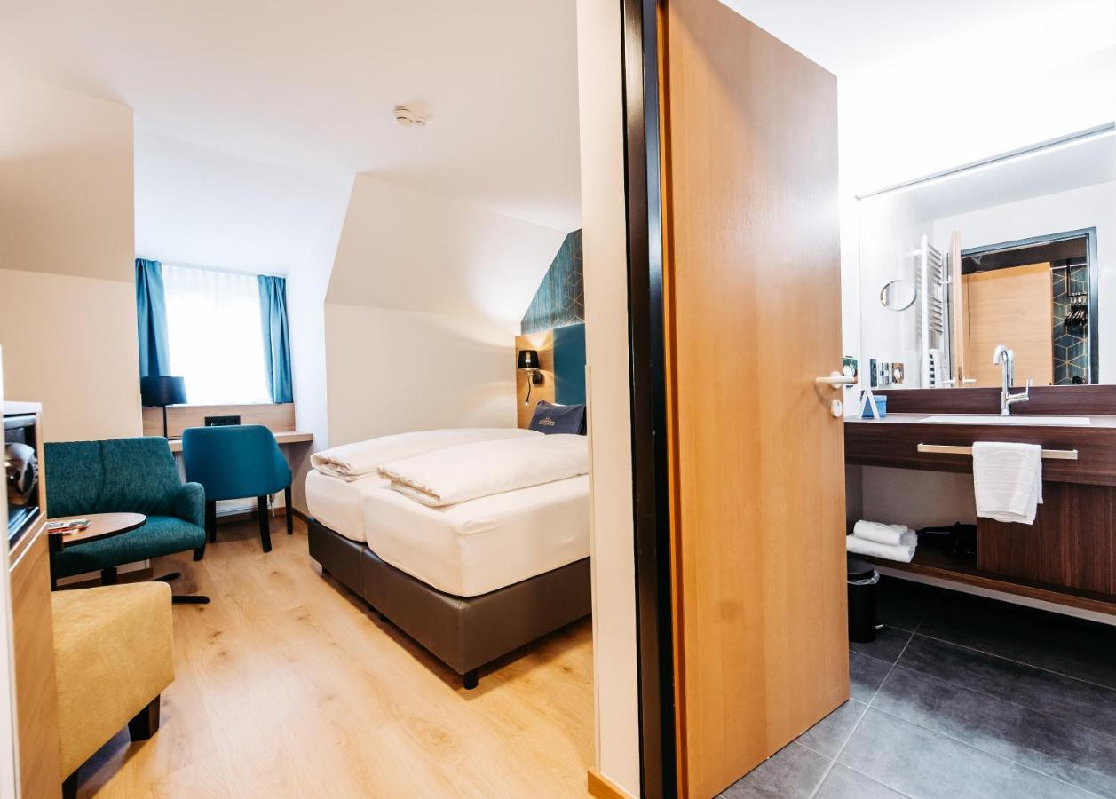 Double Room,1498541491:JPEG