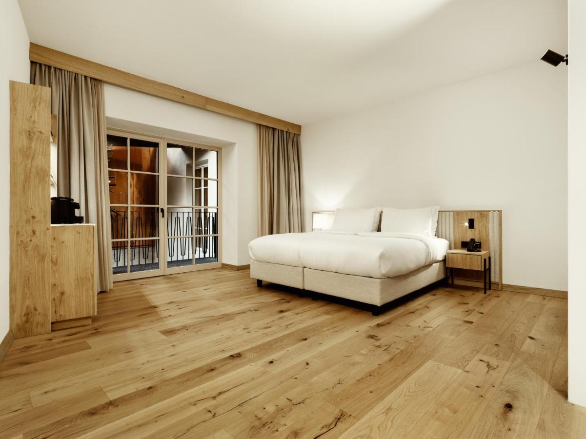 Double Room Balcony,1498823233:JPEG