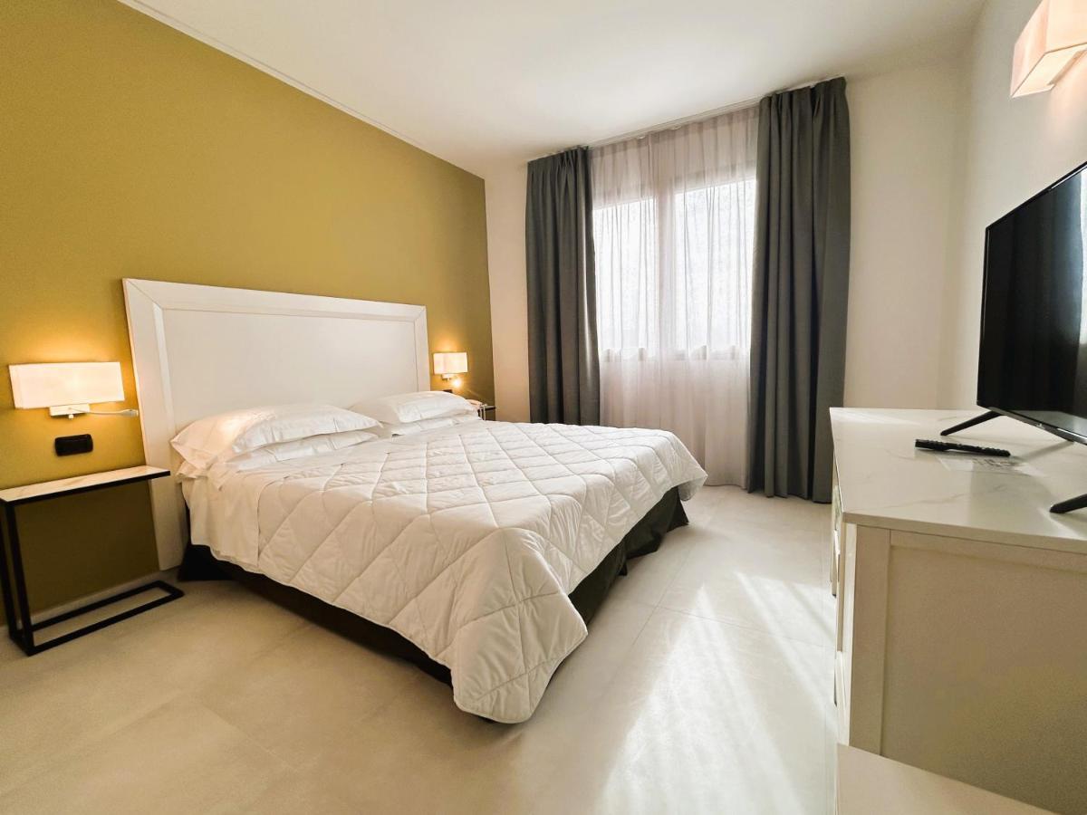 Deluxe Junior Suite,1498547857:JPEG