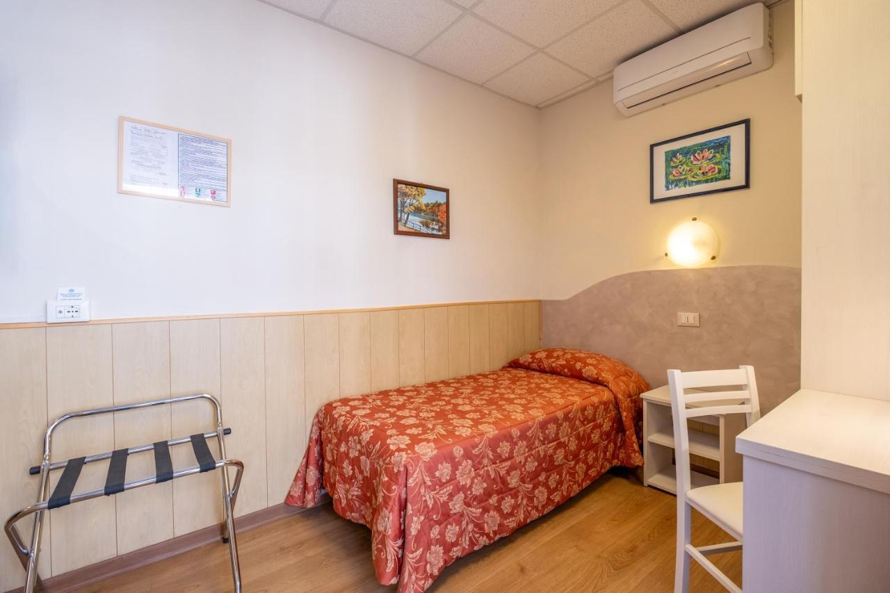 Single Room,1499044495:JPEG