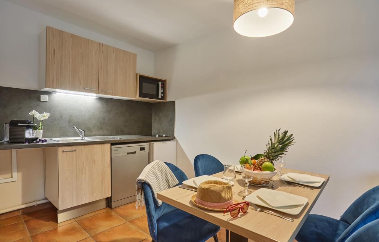 One-Bedroom Apartment,1498945171:JPEG