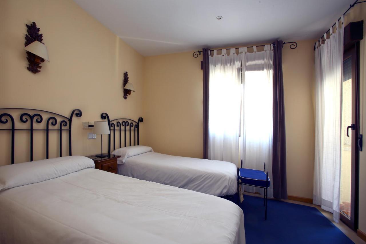 Twin Room Balcony,1498680082:JPEG