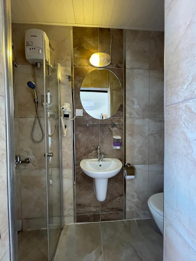 Standard Double Room,1499055970:JPEG