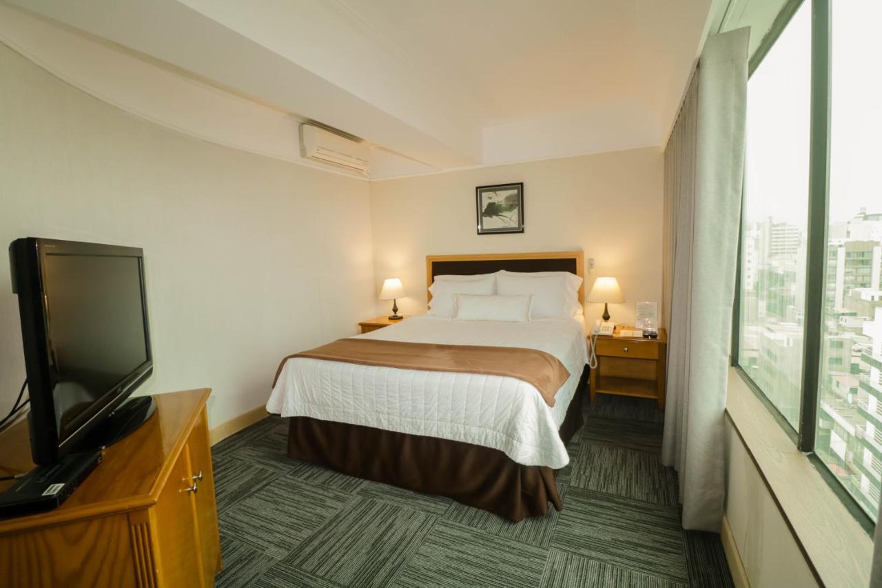 Executive Suite,1498567594:JPEG
