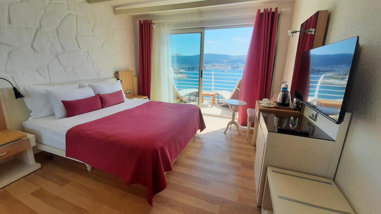Standard Double or Twin Room with Sea View,1498599676:JPEG