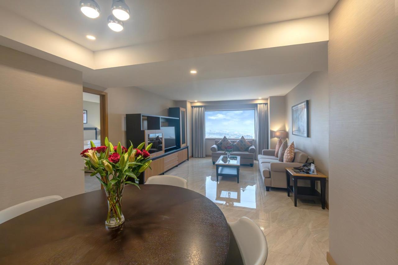 Deluxe Three Bedroom Family Apartment Kitchen on Spa treatments,1498944952:JPEG