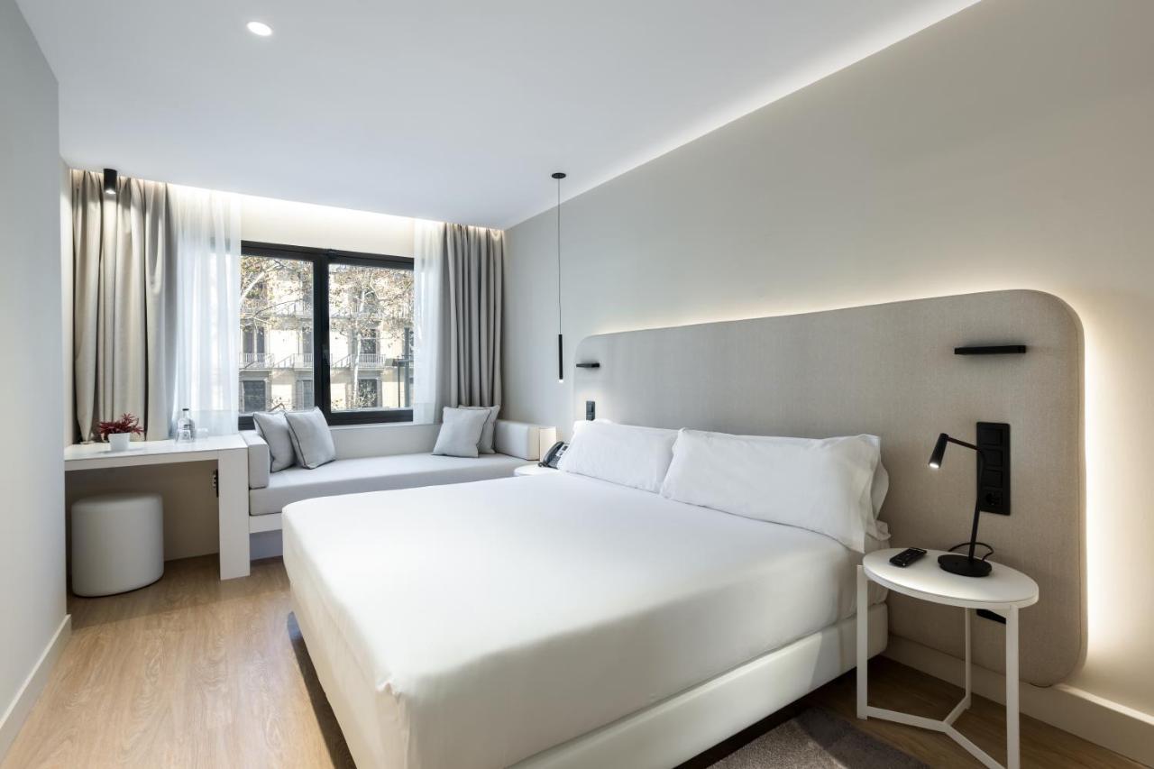 Design Room with Ramblas view,1498579474:JPEG
