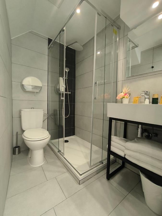 Triple Room,1280899984:JPEG