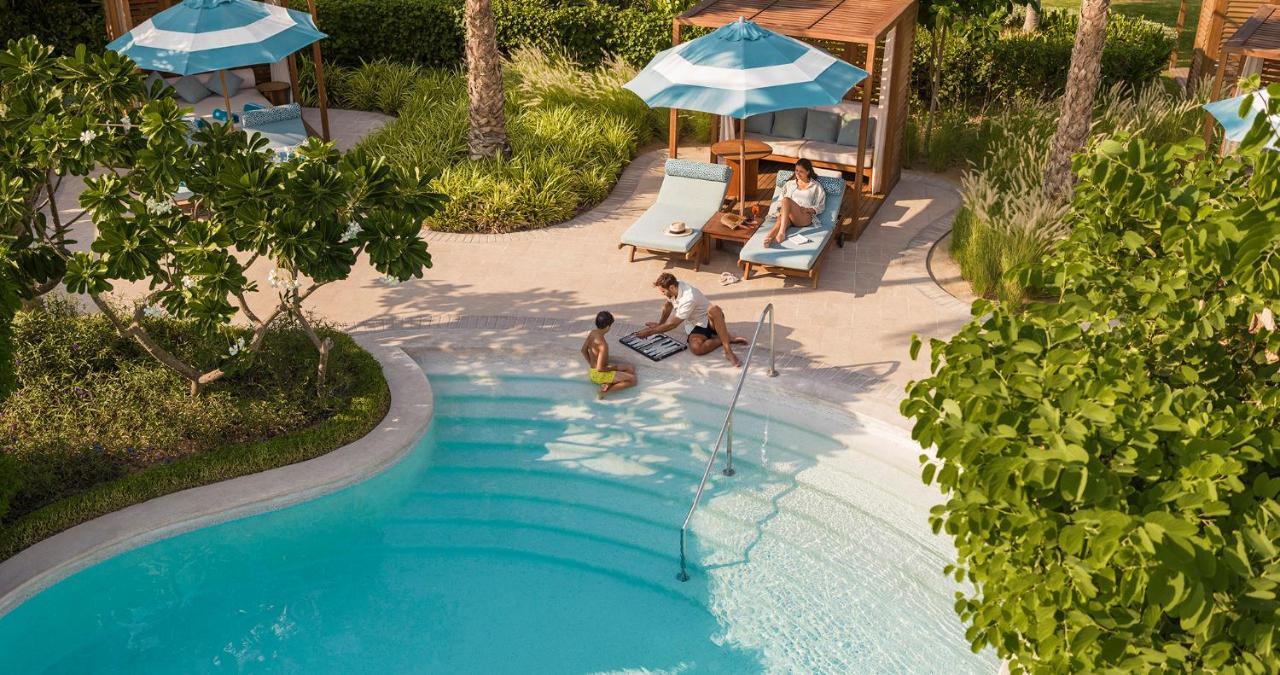 One Bedroom Ocean View Suite Private Terrace includes Daily & Afternoon Tea Evening Drinks & Canapes Club Lounge access all refreshments,1613412707:JPEG