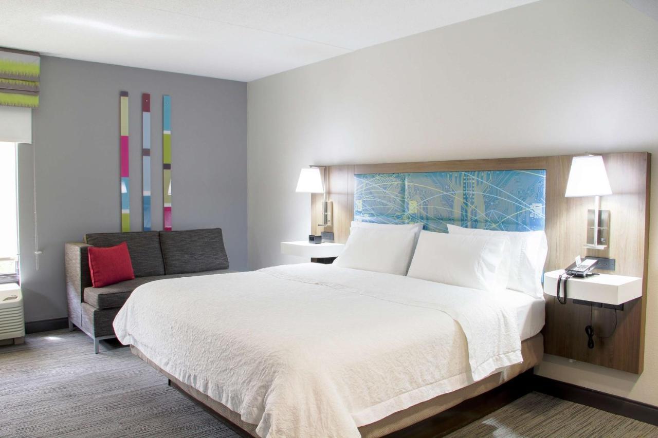 King Room with Accessible Tub - Mobility and Hearing Access/Non-Smoking,1709810913:JPEG