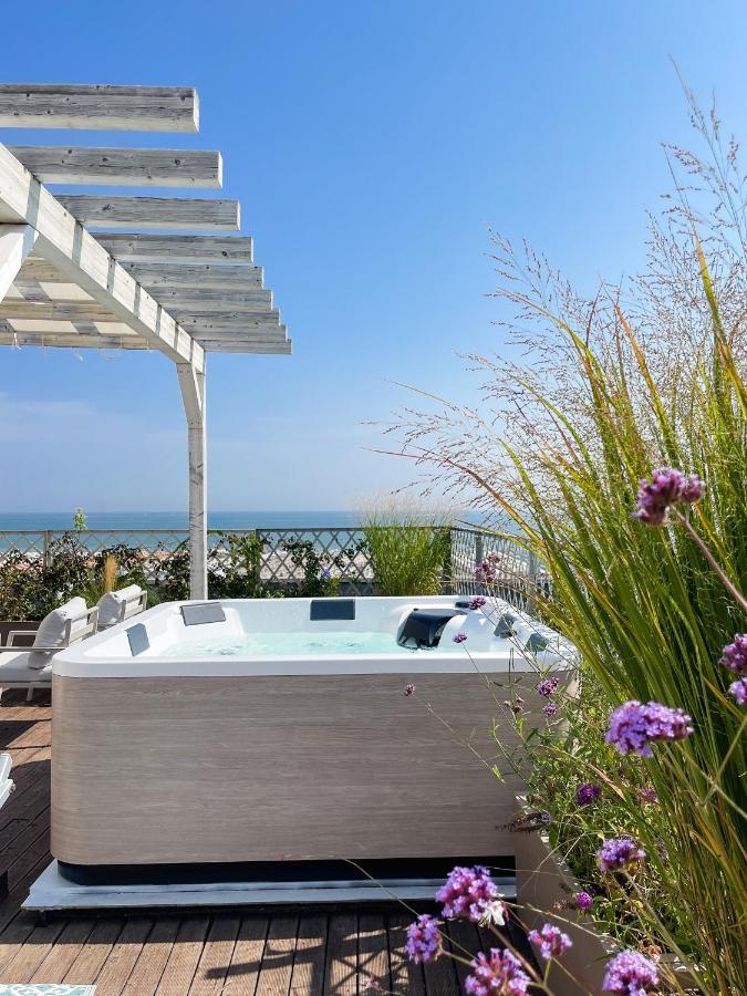 Junior Suite Sea View Outdoor Spa Bath,1543281832:JPEG