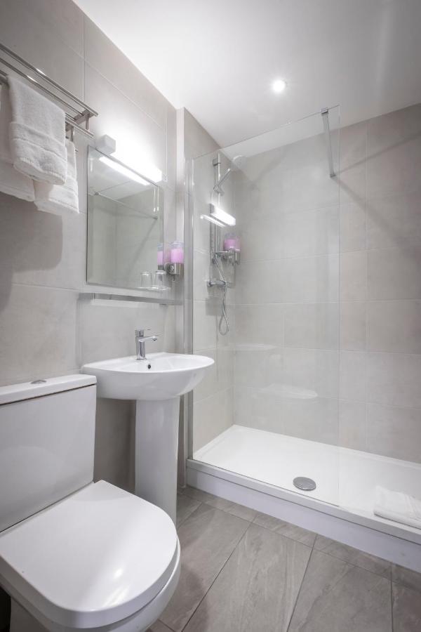 Quadruple Room,1498615975:JPEG